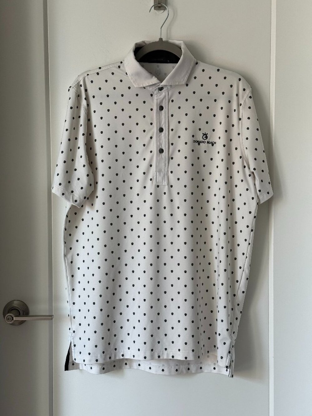 Greyson White Golf Polo Skulls Size Medium